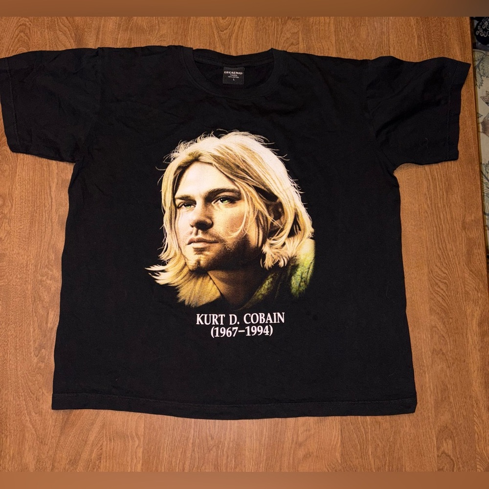 Black Kurt D. Cobain Graphic Tee - Men's Crew Neck Shirt